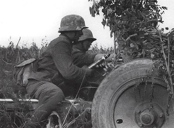 Иллюстрация к книге — Танковый блицкриг [i_280.jpg]