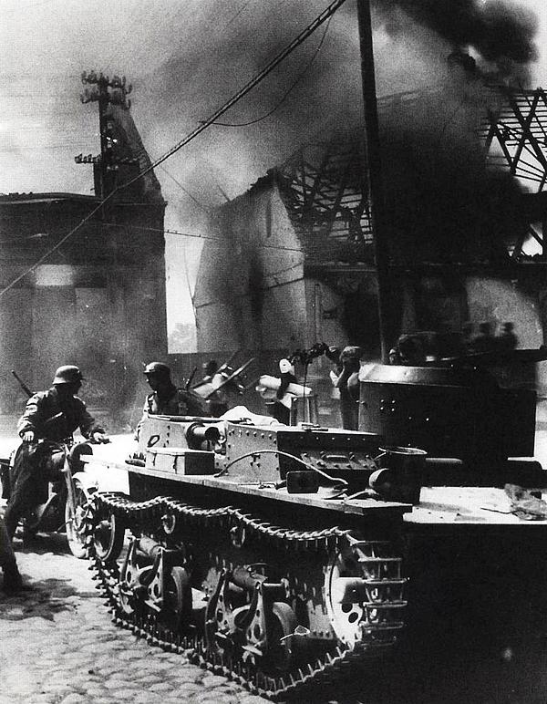 Иллюстрация к книге — Танковый блицкриг [i_283.jpg]