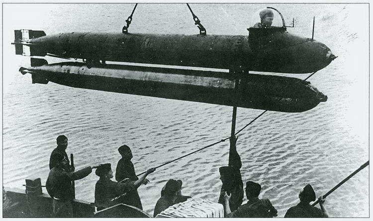 Иллюстрация к книге — Секретное оружие Гитлера.1933-1945 [i_024.jpg]