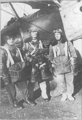 Иллюстрация к книге — Самолеты-разведчики Р-5 и P-Z [pic_133.jpg]