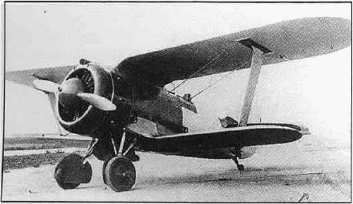 Иллюстрация к книге — Истребитель И-153 «Чайка» [i_008.jpg]