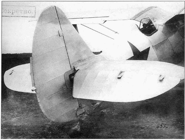 Иллюстрация к книге — Истребитель И-153 «Чайка» [i_023.jpg]