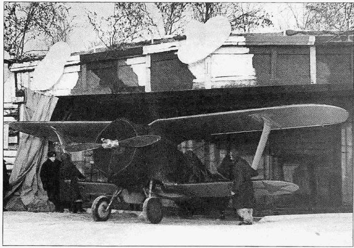 Иллюстрация к книге — Истребитель И-153 «Чайка» [i_072.jpg]