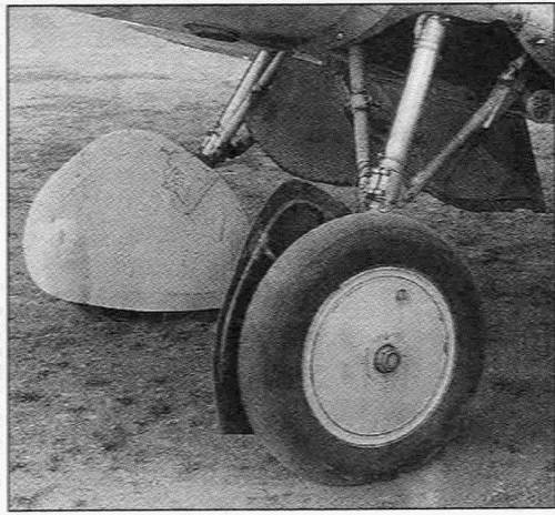 Иллюстрация к книге — Истребитель И-153 «Чайка» [i_078.jpg]