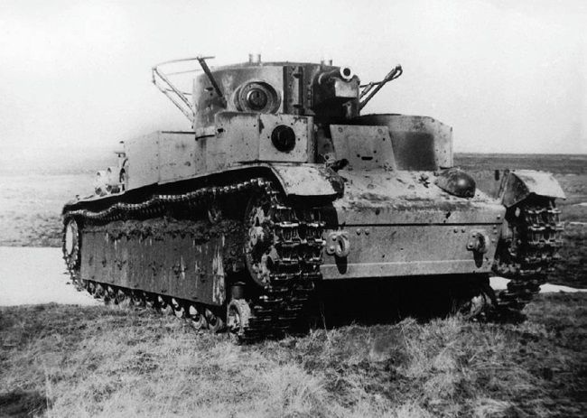 Иллюстрация к книге — Сухопутные линкоры Сталина [i_029.jpg]