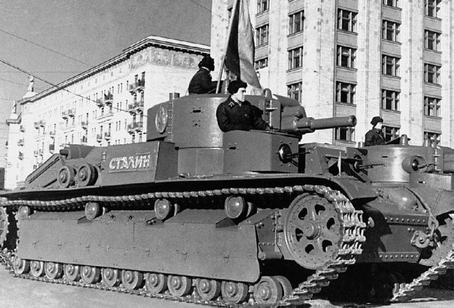 Иллюстрация к книге — Сухопутные линкоры Сталина [i_044.jpg]