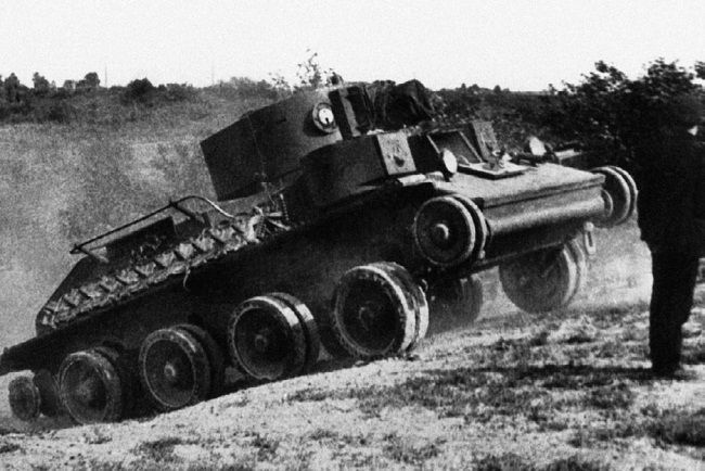 Иллюстрация к книге — Сухопутные линкоры Сталина [i_066.jpg]