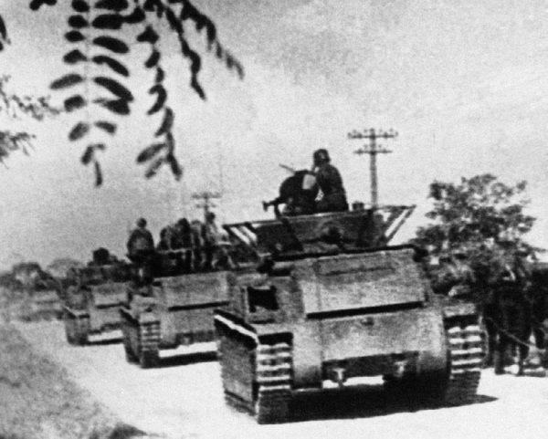 Иллюстрация к книге — Сухопутные линкоры Сталина [i_078.jpg]