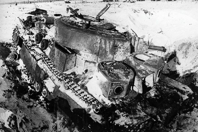 Иллюстрация к книге — Сухопутные линкоры Сталина [i_092.jpg]