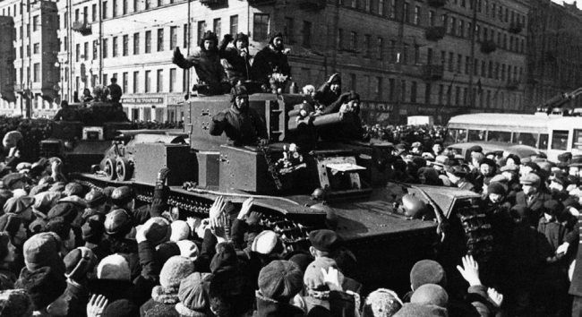 Иллюстрация к книге — Сухопутные линкоры Сталина [i_102.jpg]