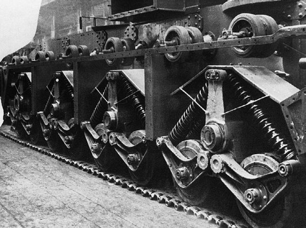 Иллюстрация к книге — Сухопутные линкоры Сталина [i_199.jpg]