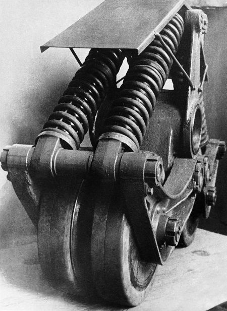 Иллюстрация к книге — Сухопутные линкоры Сталина [i_202.jpg]