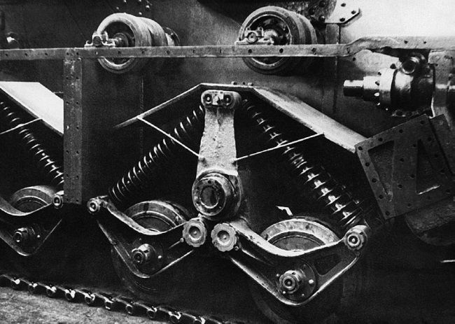 Иллюстрация к книге — Сухопутные линкоры Сталина [i_203.jpg]