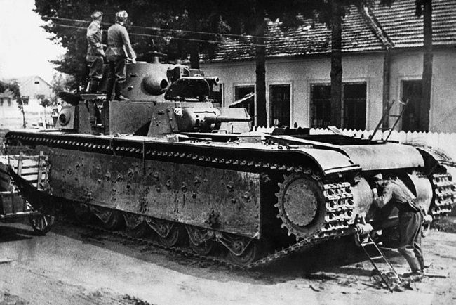 Иллюстрация к книге — Сухопутные линкоры Сталина [i_246.jpg]