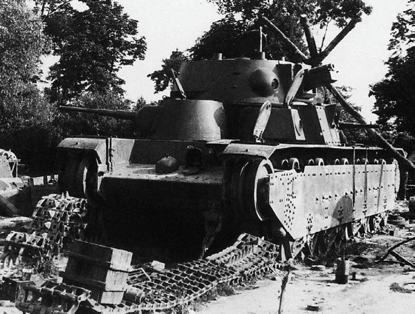 Иллюстрация к книге — Сухопутные линкоры Сталина [i_249.jpg]