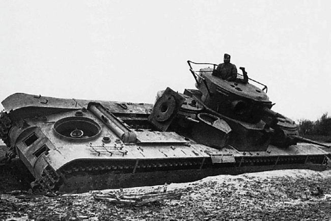 Иллюстрация к книге — Сухопутные линкоры Сталина [i_255.jpg]