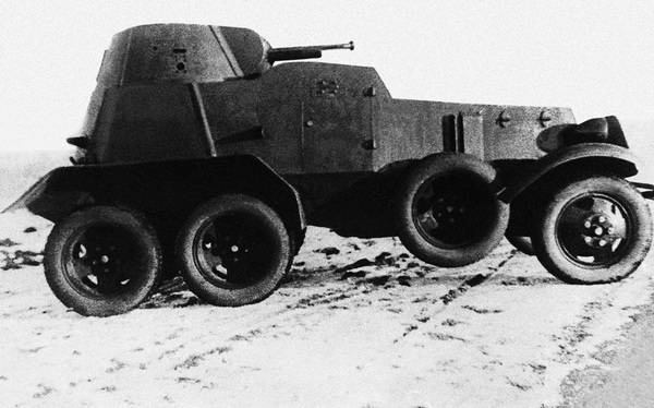 Иллюстрация к книге — Бронемашины Сталина, 1925-1945 [i_065.jpg]