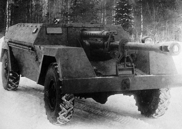 Иллюстрация к книге — Бронемашины Сталина, 1925-1945 [i_235.jpg]