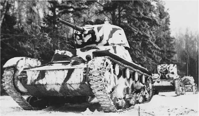 Иллюстрация к книге — Т-26. Тяжёлая судьба лёгкого танка [i_085.jpg]