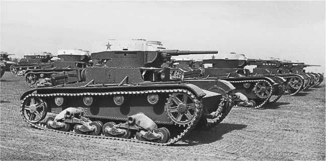 Иллюстрация к книге — Т-26. Тяжёлая судьба лёгкого танка [i_162.jpg]