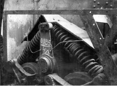 Иллюстрация к книге — Советский тяжелый танк Т-35. &quot;Сталинский монстр&quot; [i_040.jpg]