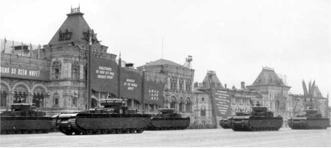 Иллюстрация к книге — Советский тяжелый танк Т-35. &quot;Сталинский монстр&quot; [i_111.jpg]