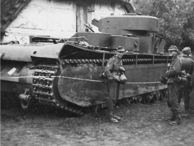 Иллюстрация к книге — Советский тяжелый танк Т-35. &quot;Сталинский монстр&quot; [i_128.jpg]