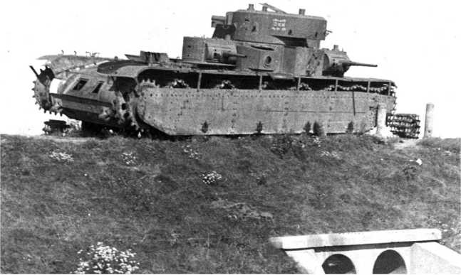 Иллюстрация к книге — Советский тяжелый танк Т-35. &quot;Сталинский монстр&quot; [i_133.jpg]