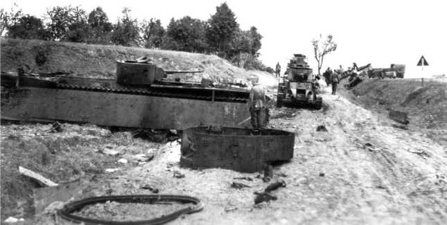 Иллюстрация к книге — Советский тяжелый танк Т-35. &quot;Сталинский монстр&quot; [i_151.jpg]