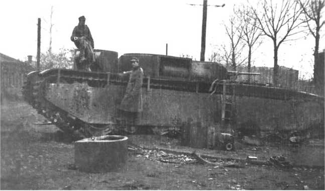 Иллюстрация к книге — Советский тяжелый танк Т-35. &quot;Сталинский монстр&quot; [i_166.jpg]