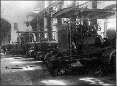 Иллюстрация к книге — Артиллерийский тягач &quot;Коминтерн&quot;. На службе у бога войны [i_055.jpg]