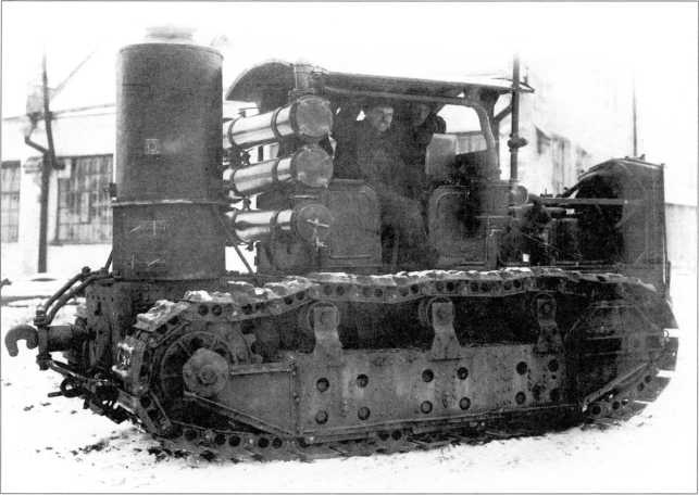 Иллюстрация к книге — Артиллерийский тягач &quot;Коминтерн&quot;. На службе у бога войны [i_080.jpg]