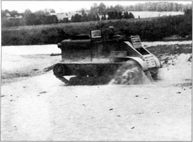 Иллюстрация к книге — Артиллерийский тягач &quot;Коминтерн&quot;. На службе у бога войны [i_114.jpg]