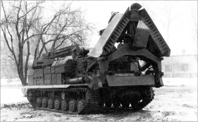 Иллюстрация к книге — Артиллерийский тягач &quot;Коминтерн&quot;. На службе у бога войны [i_199.jpg]