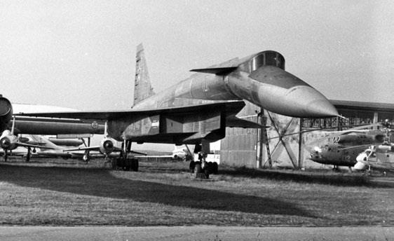 Иллюстрация к книге — Великий Бартини. «Воланд» советской авиации [i_085.jpg]