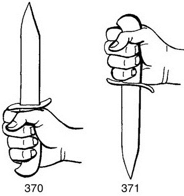 Иллюстрация к книге — Малая энциклопедия холодного оружия [i_123.jpg]