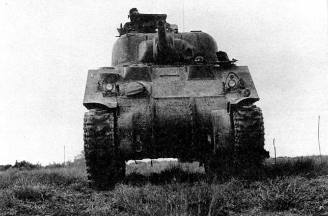 Иллюстрация к книге — Танк «Шерман» [pic_41.jpg]