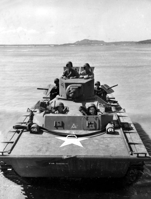 Иллюстрация к книге — Десантные амфибии Второй Мировой [i_002.jpg]