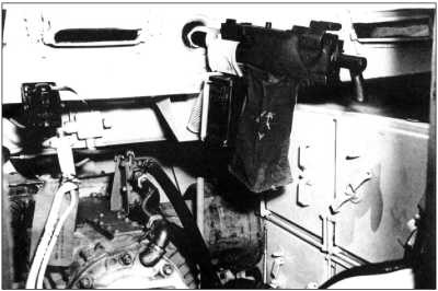 Иллюстрация к книге — Десантные амфибии Второй Мировой [i_084.jpg]