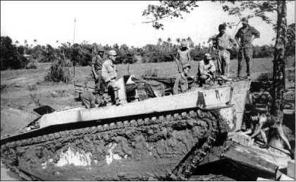 Иллюстрация к книге — Десантные амфибии Второй Мировой [i_171.jpg]