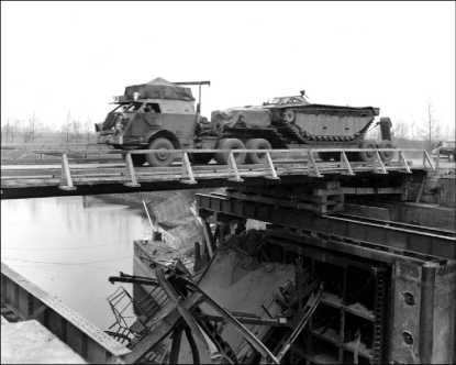 Иллюстрация к книге — Десантные амфибии Второй Мировой [i_199.jpg]