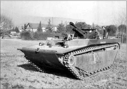 Иллюстрация к книге — Десантные амфибии Второй Мировой [i_204.jpg]