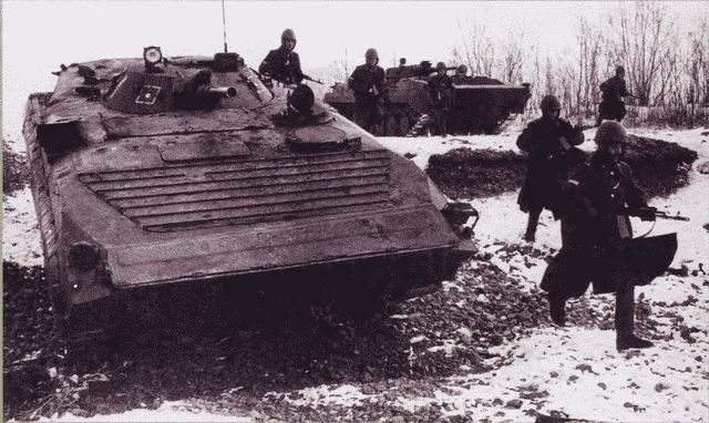 Иллюстрация к книге — Боевые машины пехоты БМП-1, БМП-2 и БМП-3: «Братская могила пехоты» или супероружие [i_014.jpg]