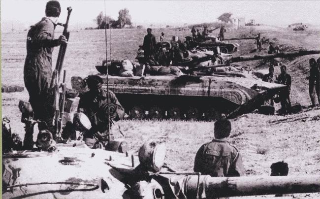 Иллюстрация к книге — Боевые машины пехоты БМП-1, БМП-2 и БМП-3: «Братская могила пехоты» или супероружие [i_027.jpg]