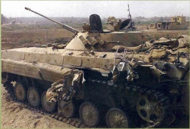 Иллюстрация к книге — Боевые машины пехоты БМП-1, БМП-2 и БМП-3: «Братская могила пехоты» или супероружие [i_052.jpg]