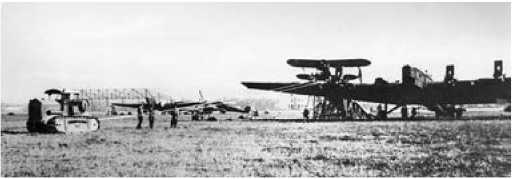 Иллюстрация к книге — Экспериментальные самолёты России. 1912-1941 гг. [i_113.jpg]