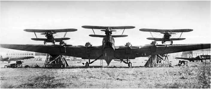 Иллюстрация к книге — Экспериментальные самолёты России. 1912-1941 гг. [i_114.jpg]