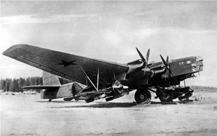 Иллюстрация к книге — Экспериментальные самолёты России. 1912-1941 гг. [i_147.jpg]