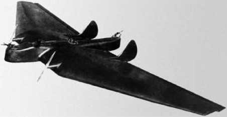 Иллюстрация к книге — Экспериментальные самолёты России. 1912-1941 гг. [i_285.jpg]