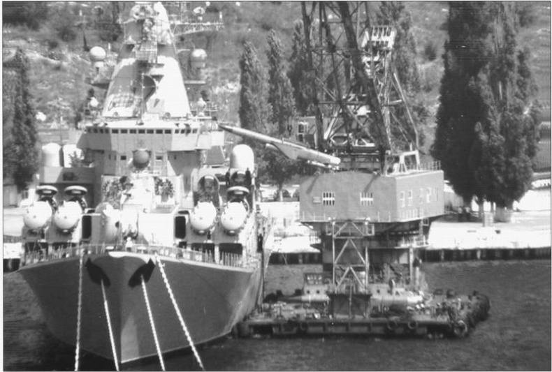 Иллюстрация к книге — Советский ракетный крейсер. Зигзаги эволюции [i_057.jpg]